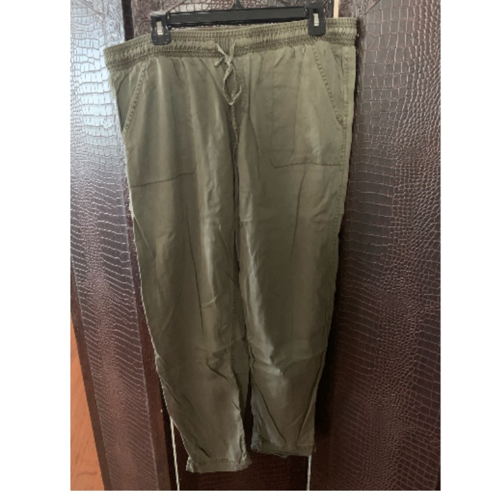Calvin Klein Cargo pants